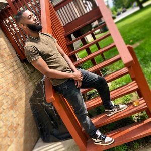 Meet your Posher, Aaron